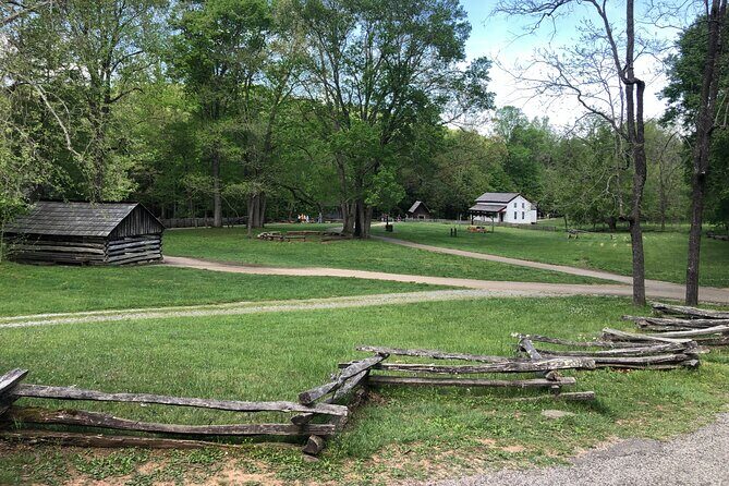 Cades Cove Jeep Tour - Key Points