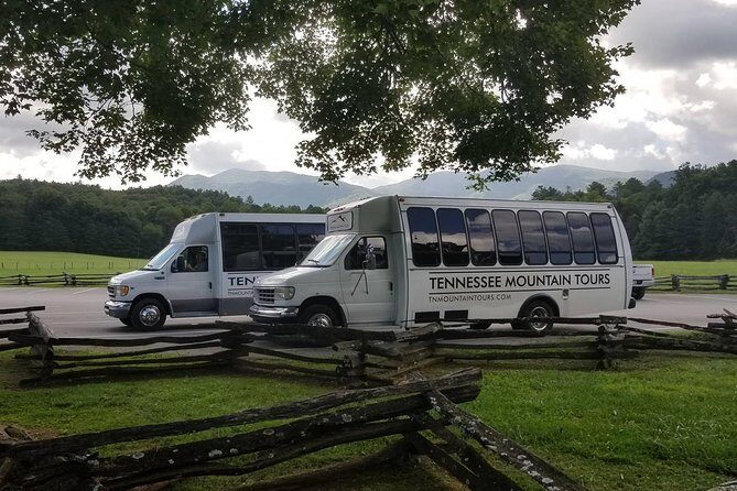 Cades Cove Sightseeing Bus Tour from Pigeon Forge - Key Points