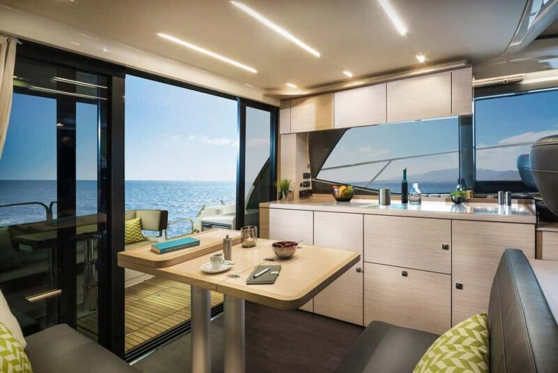 Cádiz: Bay of Cádiz Luxury Motor Boat Cruise - A Detailed Look at the Cádiz Bay Luxury Motor Boat Cruise