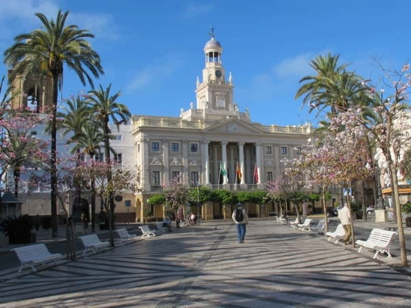 Cadiz: Enigmas City Tour - Key Points