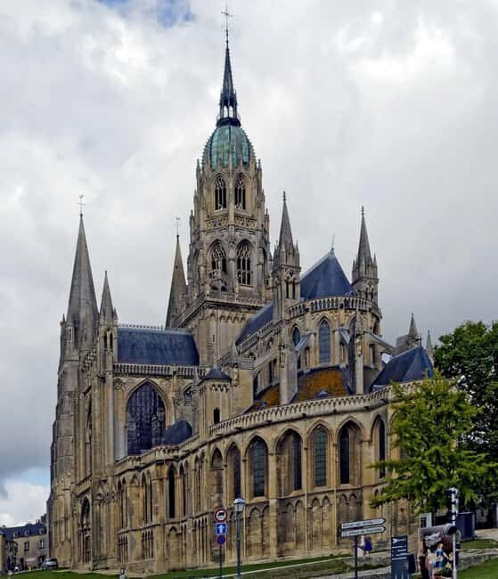 Caen: Guided Tour of Caen and Bayeux - Key Points