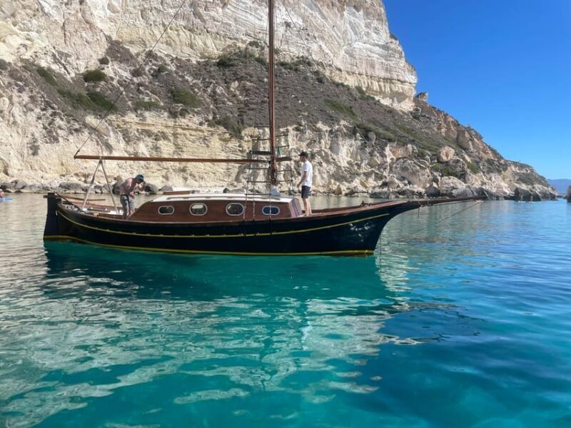 Cagliari: Classic Boat tour along the gulf with tasting. - A Detailed Look at the Cagliari Classic Boat Tour