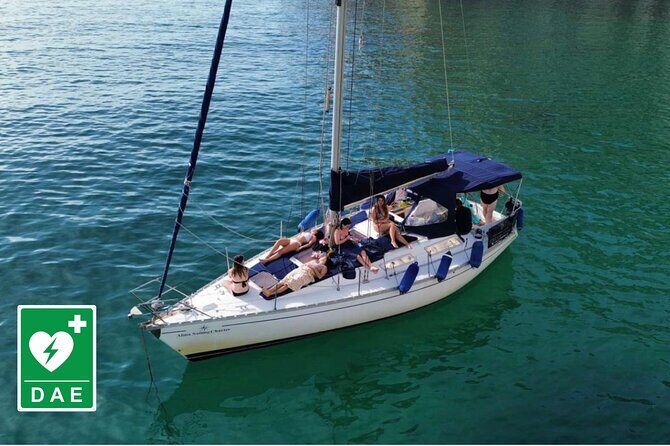 Cagliari: Sailing tour with 4 stops, snorkeling and Prosecco - The Experience in Detail