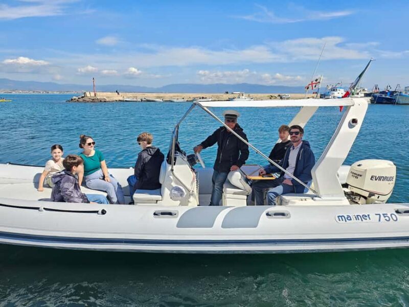 Cagliari: Sella del Diavolo Boat Magic Tour Drinks & Snacks - Food, Drinks, and Atmosphere Onboard