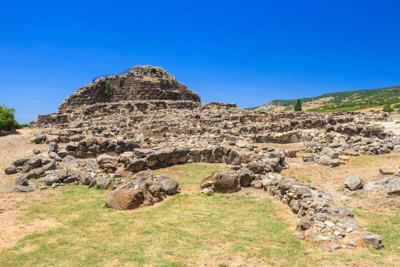Cagliari: Su Nuraxi di Barumini UNESCO Site Guided Tour - Exploring Barumini and the Nuraghe
