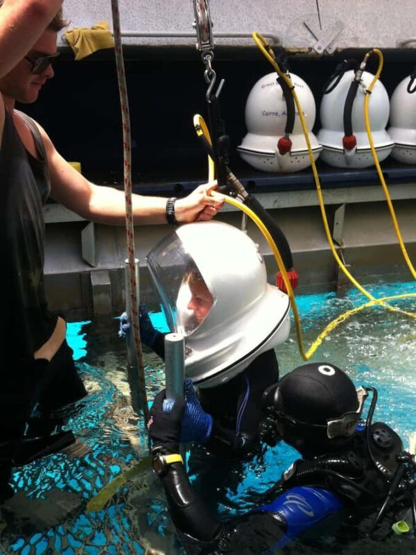 Cairns: Green Island and Seawalker Helmet Dive Combo - Key Points