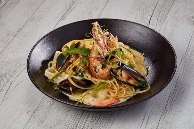 Cairns: Night at the Aquarium Guided Tour & 2 Course Dinner - Final Thoughts