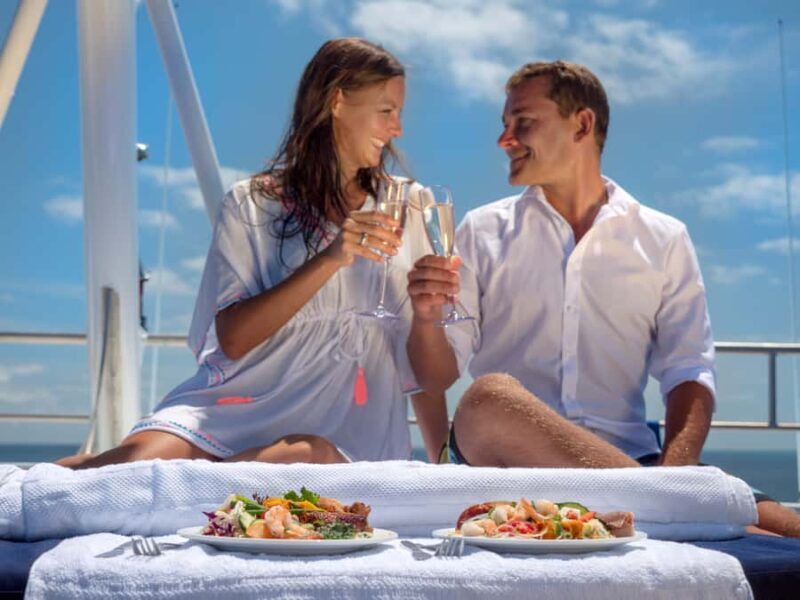 Cairns: Snorkelling and Diving Reef Day Trip - Key Points