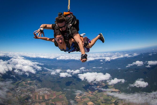 Cairns: Tandem Skydive Experience over Reef & Rainforest - The Experience: What to Expect on Your Skydive