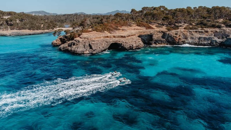 Cala d'Or | Jet Ski Tour 1 hour along southeast coast. - Key Points