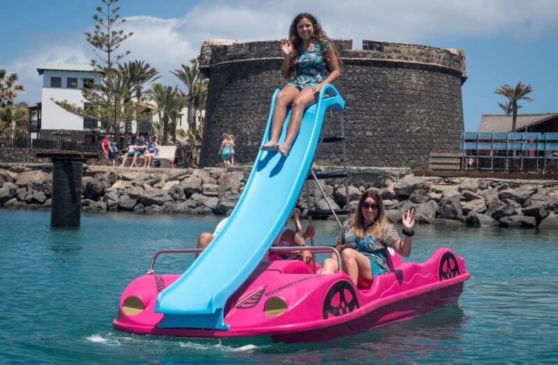 Caleta de Fuste: Pedalo with slide rental - The Experience Itself: A Closer Look