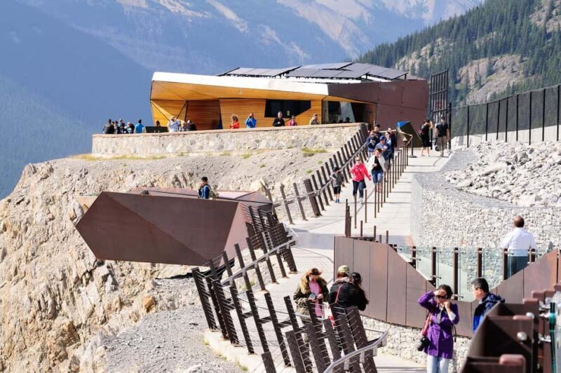 Calgary/Canmore/Banff: Columbia Icefield Glacier Day Tour - Who Is This Tour Best For?