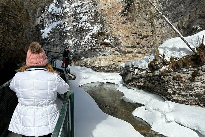 Calgary/Canmore/Banff: Lake Louise, Moraine, and Johnston Canyon - The Experience: Pros and Cons