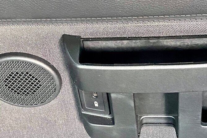 Calgary YYC Airport to Lake Louise  Private Shuttle - What to Expect During the Transfer