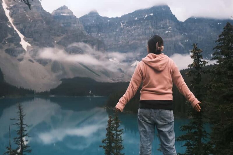 Calgary:Moraine Lake Sunrise & Lake Louise & Wildlife Safari - FAQ