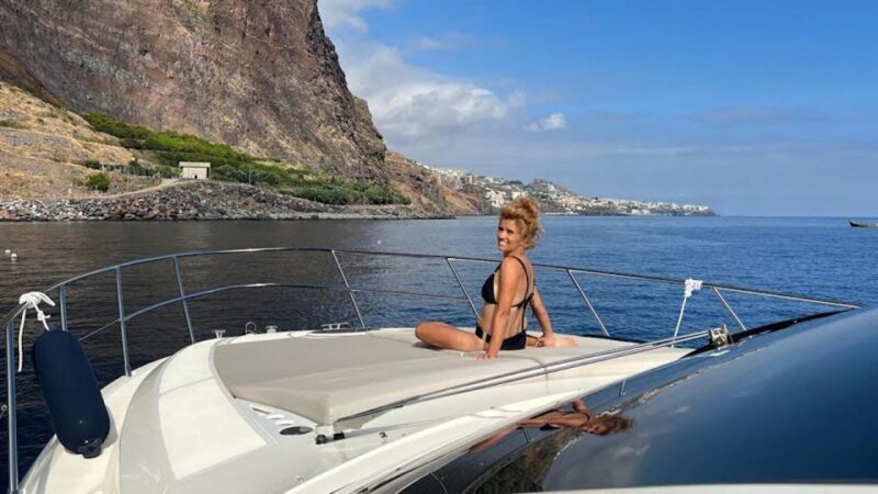 Calheta: Private Charter  Aestus Luxury Boat - The Details of the Aestus Luxury Yacht Tour