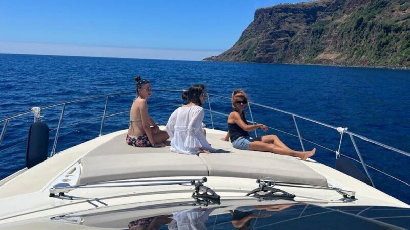 Calheta: Private Charter  Aestus Luxury Boat - FAQ