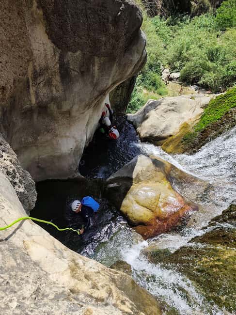 Callosa d'Ensarria: Estret de les Penyes Canyoning Tour - Key Points
