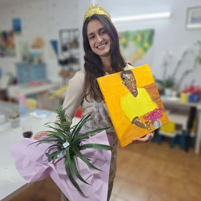 Calp, Valencia: Art and Wine Painting Workshop - Key Points