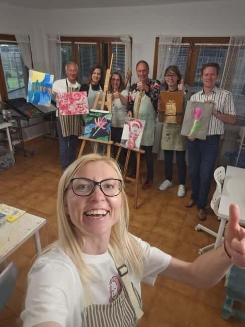 Calp, Valencia: Art and Wine Painting Workshop - The Details: Materials, Group Size, and Accessibility