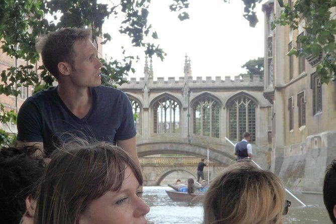 Cambridge | Alumni-Led Walking & Punting Tour w/opt Kings College - What the Tour Offers