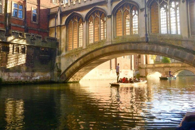 Cambridge: Guided River Cam Punting Tour - Price and Value for Money