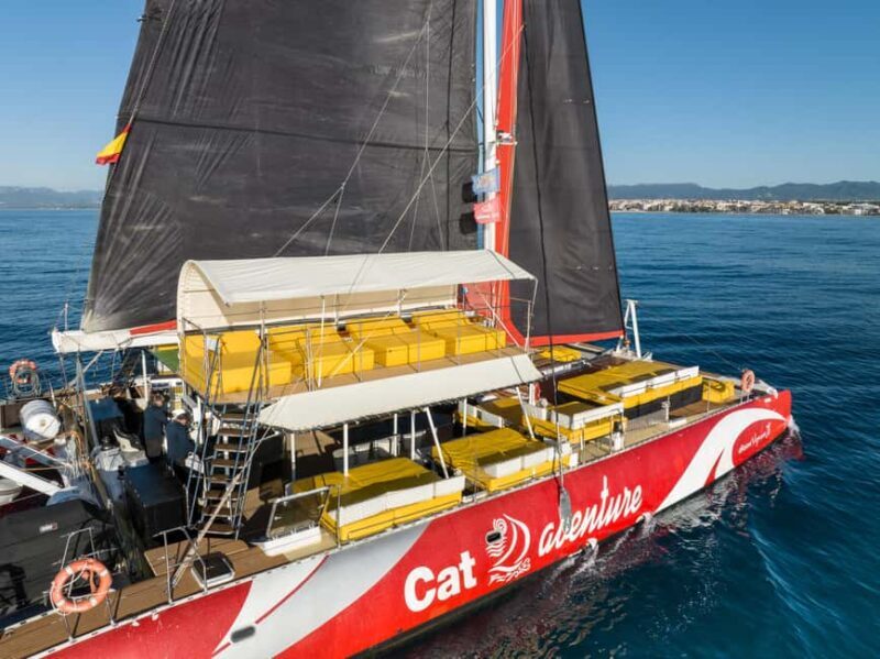 Cambrils: 1-hour catamaran cruise with a Balinese bed and a drink - What to Expect from the Cambrils Catamaran Cruise