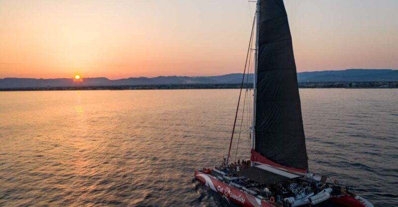 Cambrils: Sunset Catamaran Cruise & Drinks w/ Sunbed - What to Expect from the Cambrils Sunset Catamaran Cruise