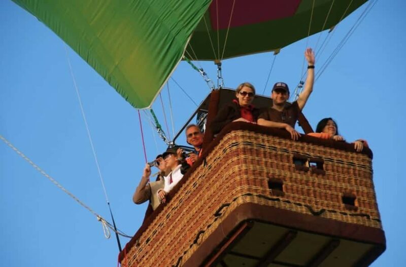 Camden Valley: Sunrise Hot Air Balloon Flight With Breakfast - Practical Tips for Your Hot Air Balloon Adventure