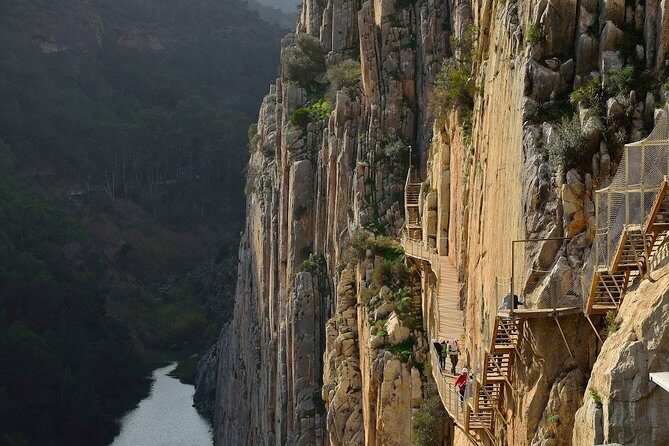 Caminito del Rey Small Group Tour from Malaga with Picnic - FAQs