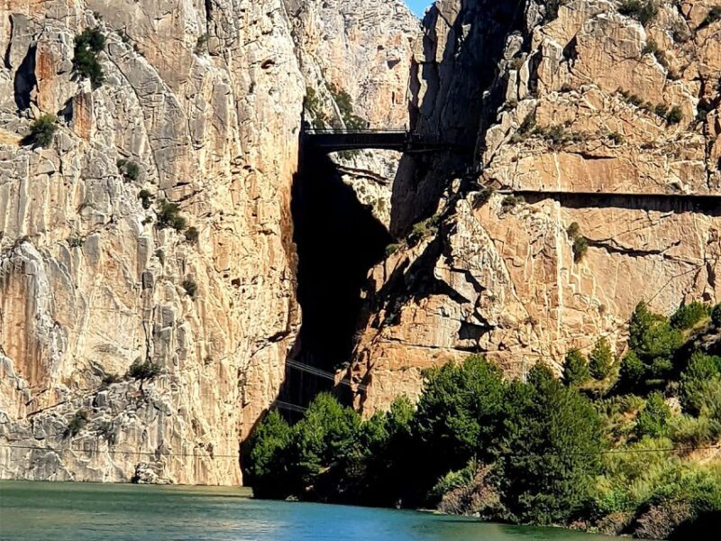 Caminito del Rey & White Village Tour with Tapas from Málaga - The Guides: Making the Experience Special