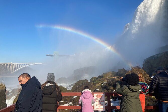 Canada/USA Incredible Wonder Tour of both sides of Niagara Falls - Who Should Consider This Tour?