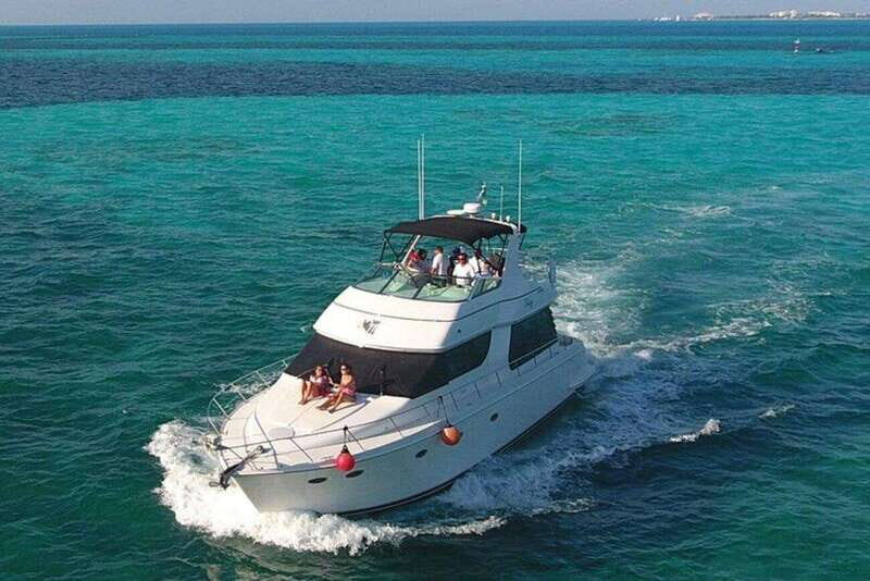 Cancun: 4-hour 55ft Luxury Yacht Rental with Food and Drinks - Key Points