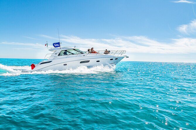 Cancun 4 hour Private Yacht Experience with Lunch and Open Bar Onboard - What Makes This Tour Stand Out?