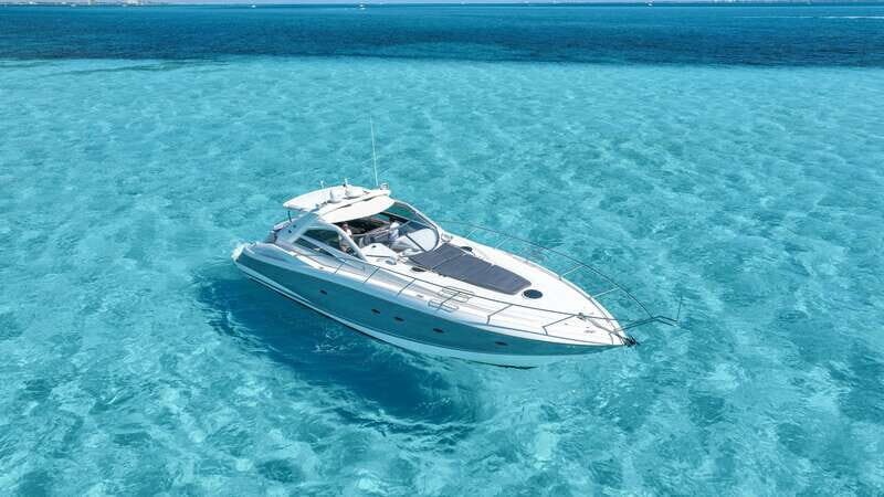 Cancun: 52-Foot Yacht Rental - Key Points