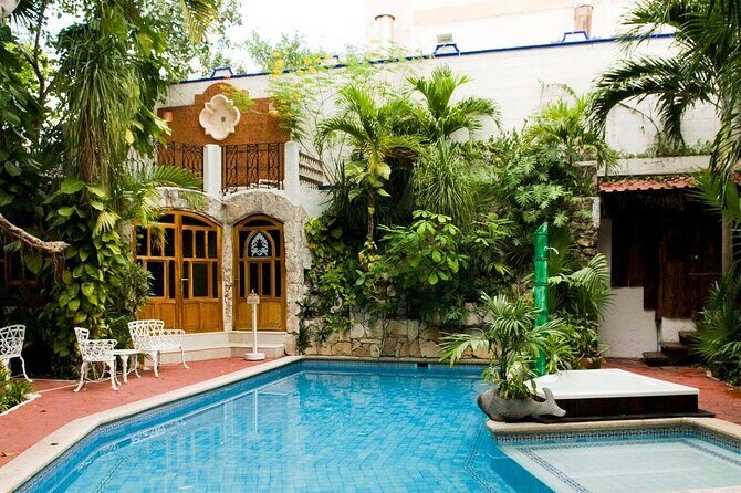 Cancun Airport and Eco Hotel El Rey Del Caribe Private Shuttle - Key Points