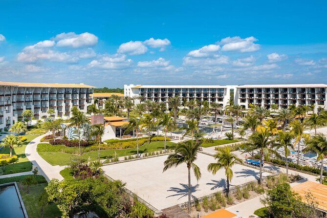 Cancun Airport and UNICO 2087 Hotel Riviera Maya Private Shuttle - Key Points