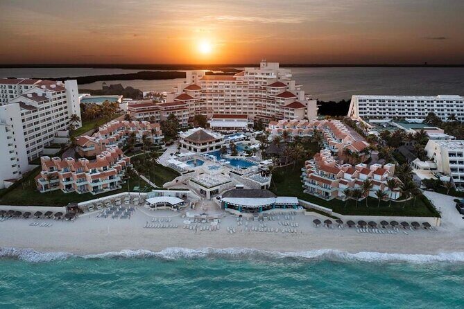 Cancun Airport and Wyndham Grand Cancun Private Shuttle - Key Points