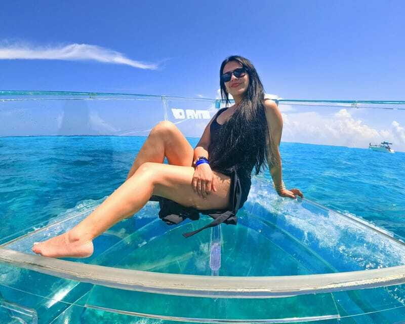 Cancun: Boat trip with transparent bottom and drinks - FAQ