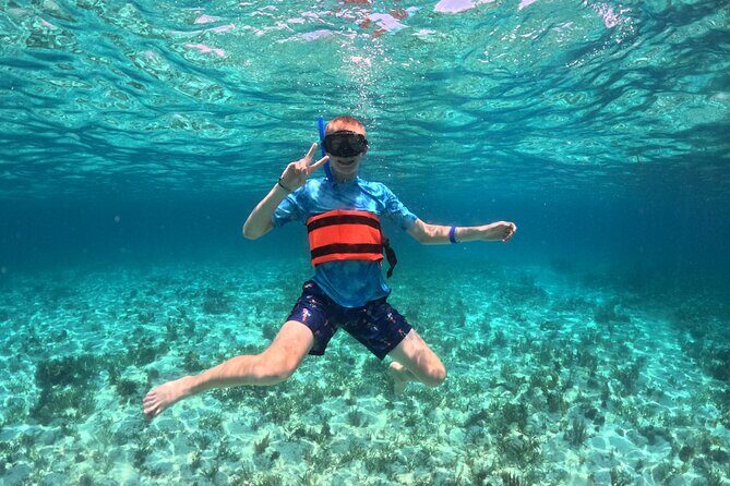 Cancún Catamaran to Isla Mujeres + Snorkel, Open Bar & Lunch - Extra Costs and Considerations