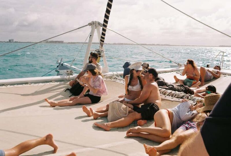 Cancún: Catamaran Tour to Isla Mujeres with Open Bar & Lunch - A Complete Look at the Tour