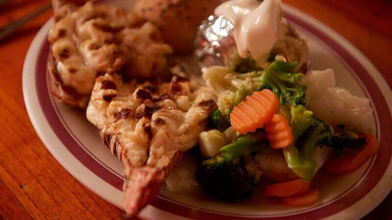 Cancun: Columbus The Romantic Dinner Cruise - FAQ