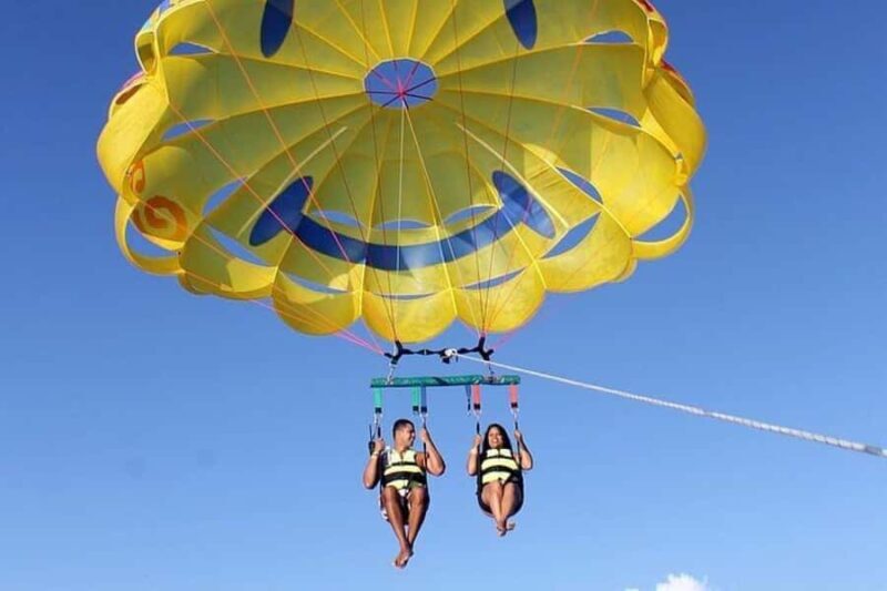 Cancun Combo Tour: 4-Reef Stop Snorkeling and Parasail Ride - Starting with the Sky: The Parasailing Experience