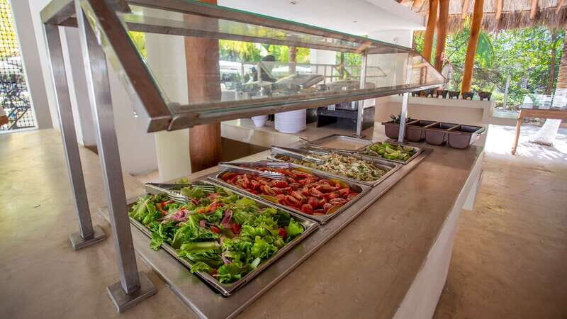 Cancun: Isla Mujeres Catamaran Cruise with Lunch & Open Bar - Who Is This Tour Best For?