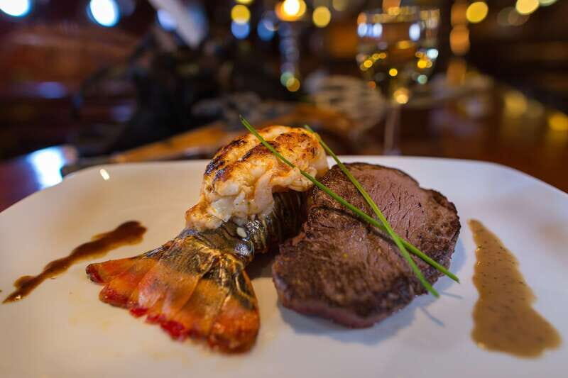 Cancún: Jolly Roger Pirate Dinner Cruise 2025 - FAQ