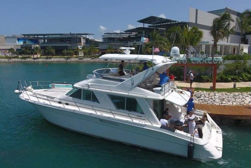 Cancun: Luxury Yacht Tour to Isla Mujeres Chef #GMBSR55FUN - Practical Details and Considerations