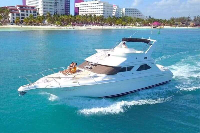 Cancun: Private Luxury 46-Feet Flybridge Yacht Cruise - What’s Included