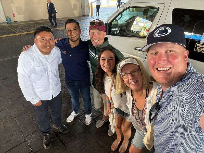 Cancun: Private Shopping Cancun Experience - Key Points