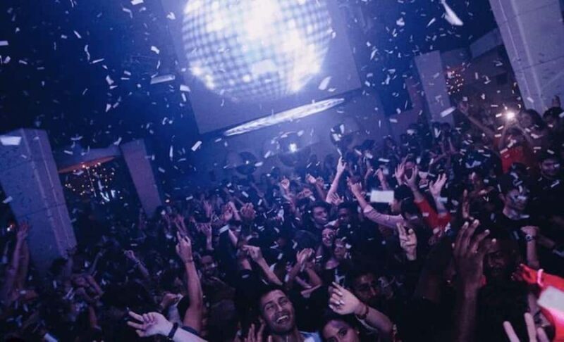 Cancún: Rooftop Bars and Nightclubs Guided Tour - Is it worth it?