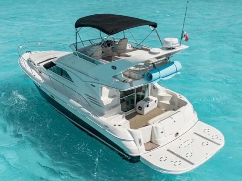 Cancún: Sea Ray F43 yacht rental to Isla Mujeres - Who Should Consider This Tour?